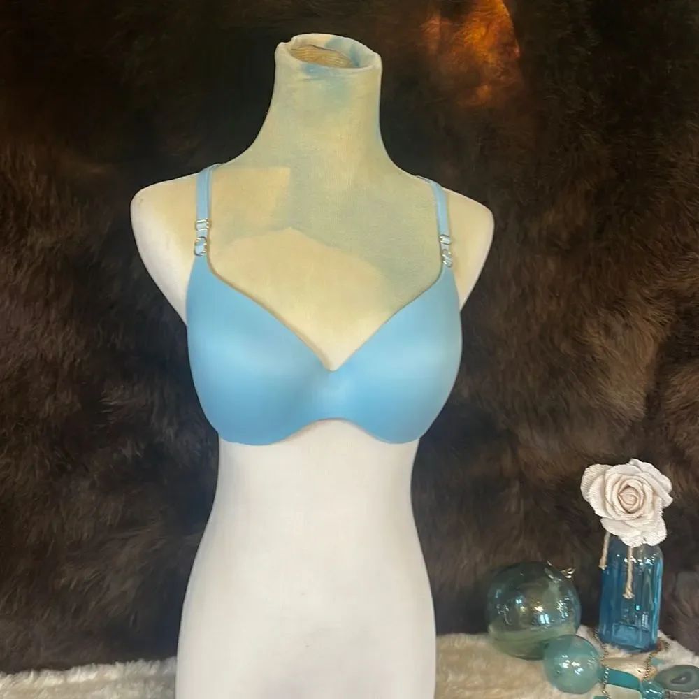 Victoria’s Secret bra 32D (4120)